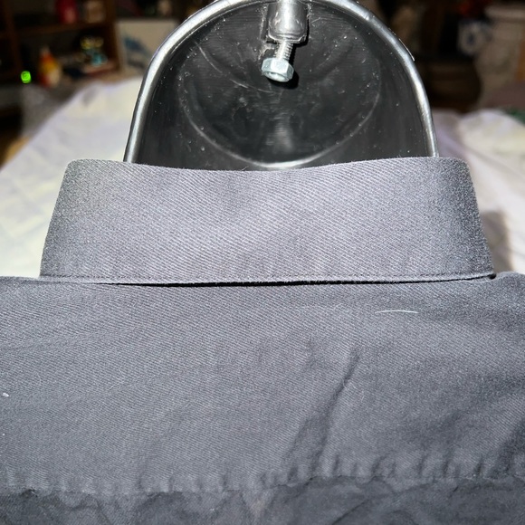 Gentry Single Needle Tailoring Button Up Shirt - Picture 5 of 9